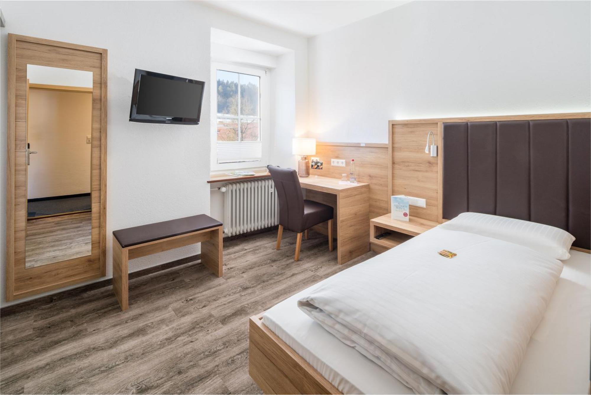 Flair Hotel Gasthof Zum Hirsch Hayingen Dış mekan fotoğraf